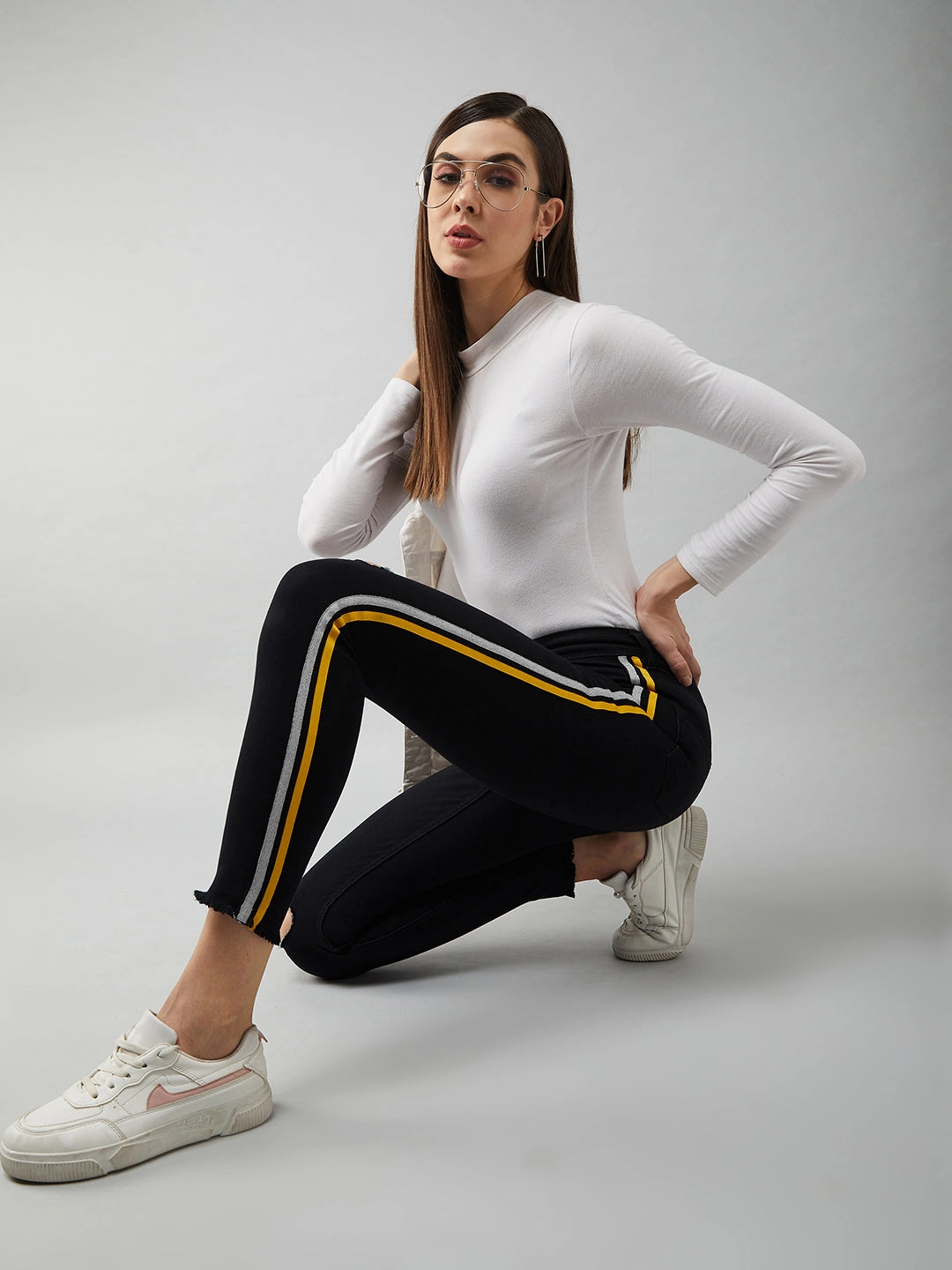 Light Outfit Holiday Vibes High Quality Women's Black Skinny High-Rise Cropped Stretchable Denim Jeans