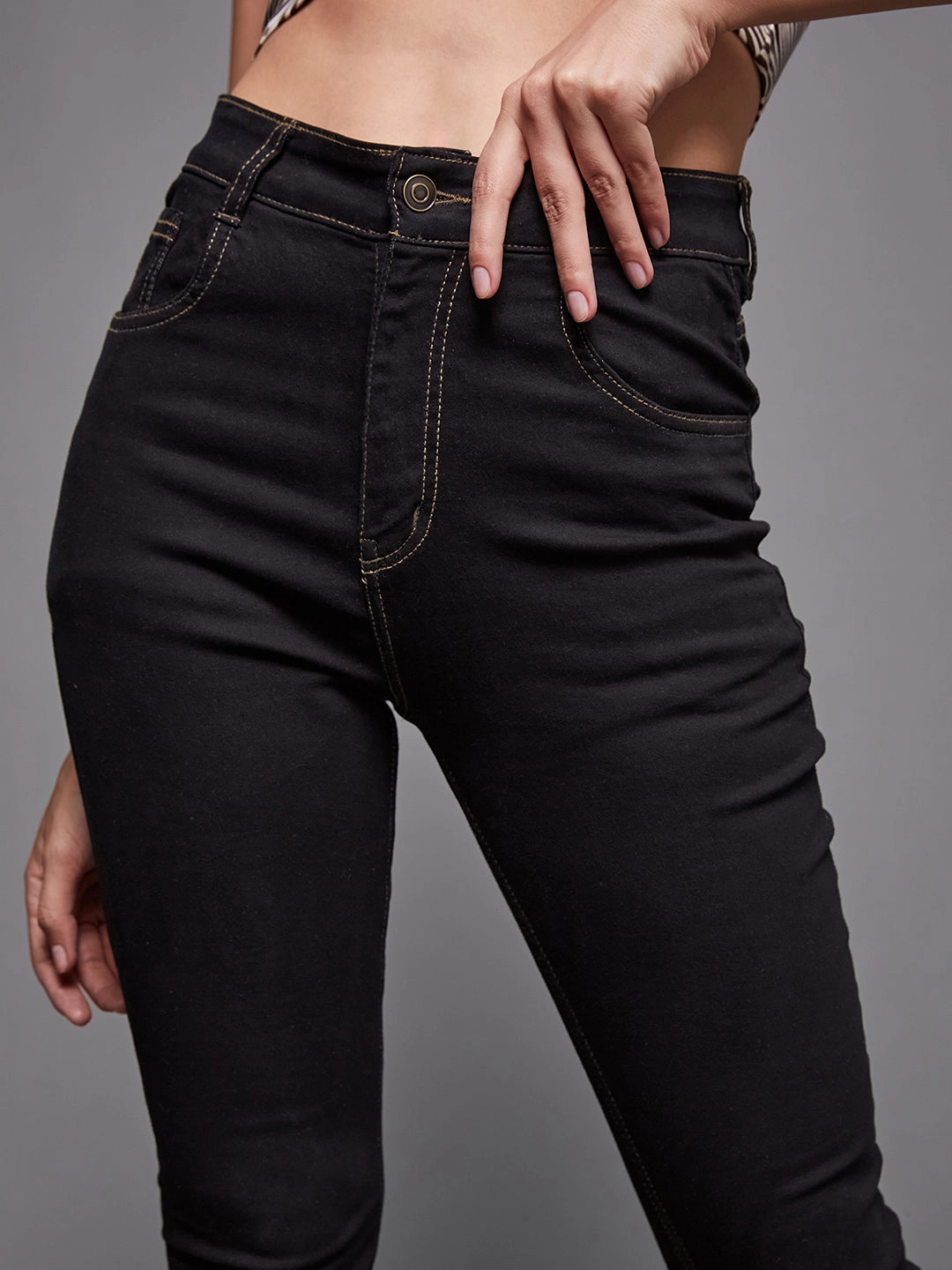 Women's Black Skinny High-Rise Stretchable Denim Jeans Modern Fit Fit Ready