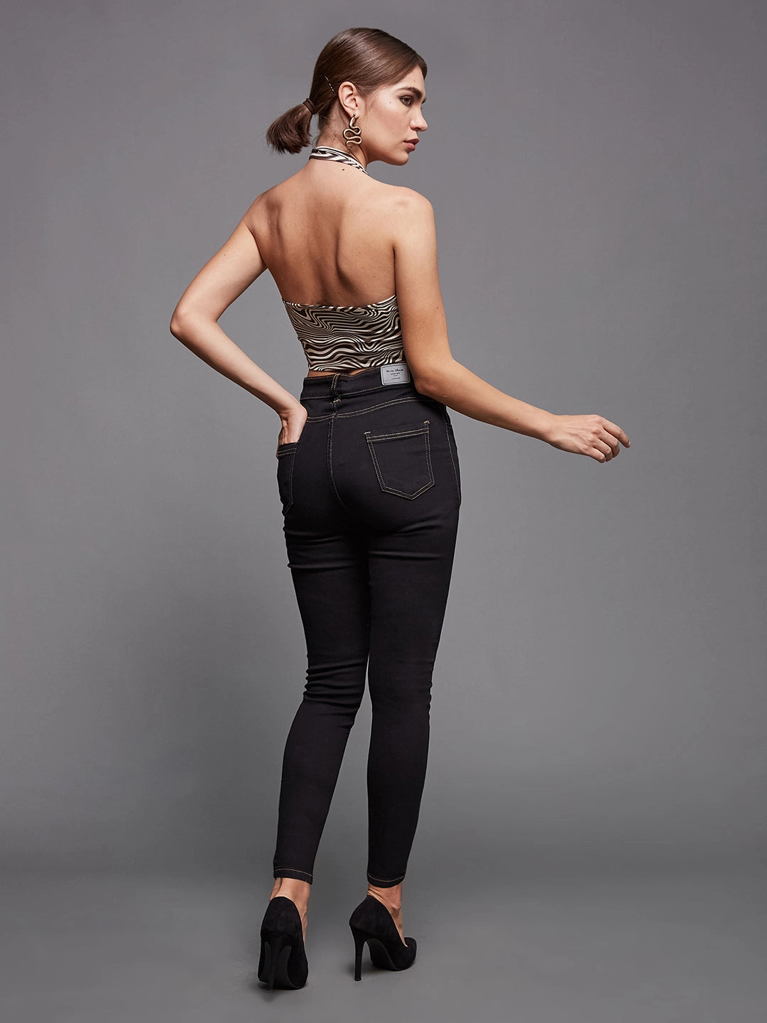 Day Out Style Always Fits Women's Black Skinny High-Rise Stretchable Denim Jeans