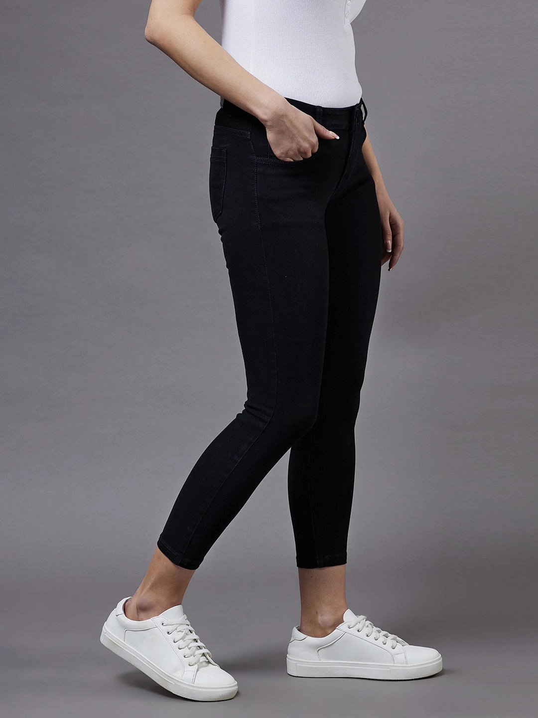 Customizable length Women's Black Skinny Mid-Rise Cropped Stretchable Denim Jeans