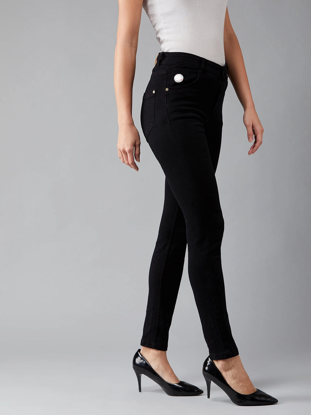 Women's Black Slim-Fit Embellished High-Rise Stretchable Denim Jeans Comfortable Silhouette Curved Seam Construction