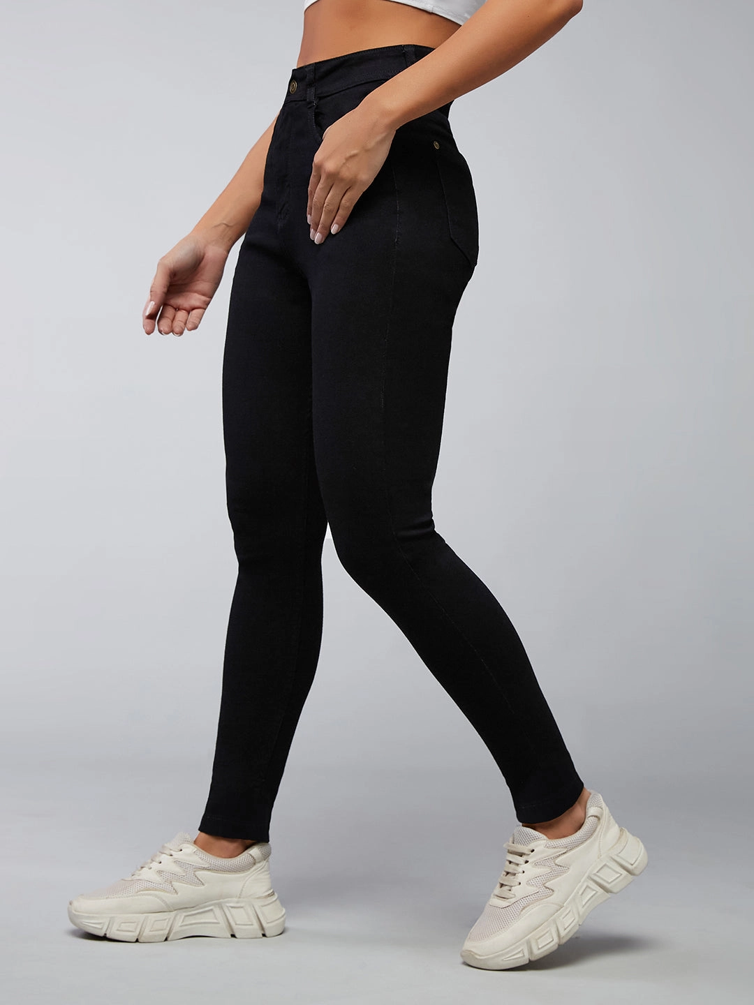 Moisture Wicking Lining Women's Black Slim-Fit High-Rise Acid Wash Stretchable Denim Jeans