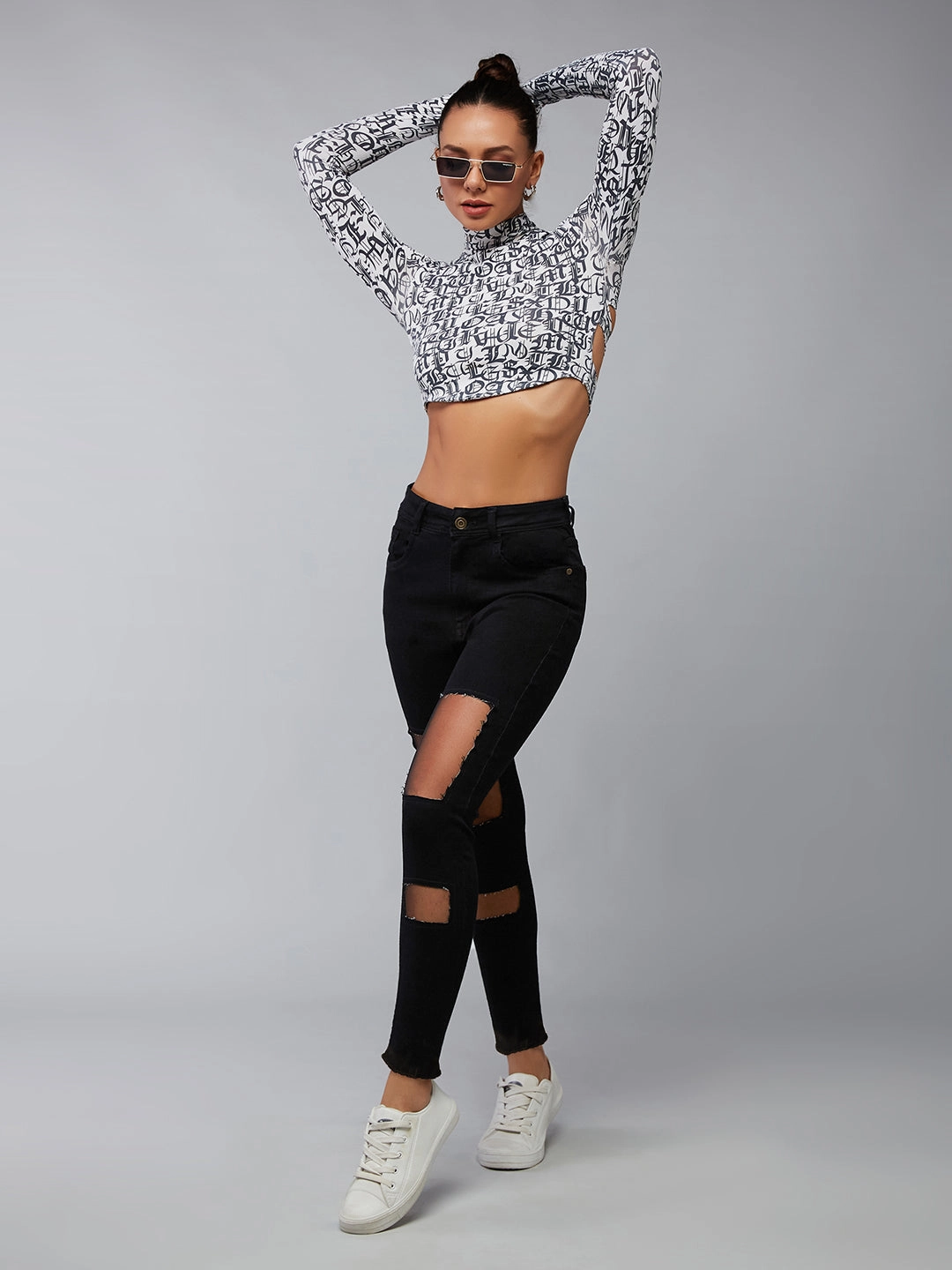 Women's Black Slim-Fit High-Rise Mild Distressed Ripped Net Detailing Stretchable Denim Jeans Fashion Uniform