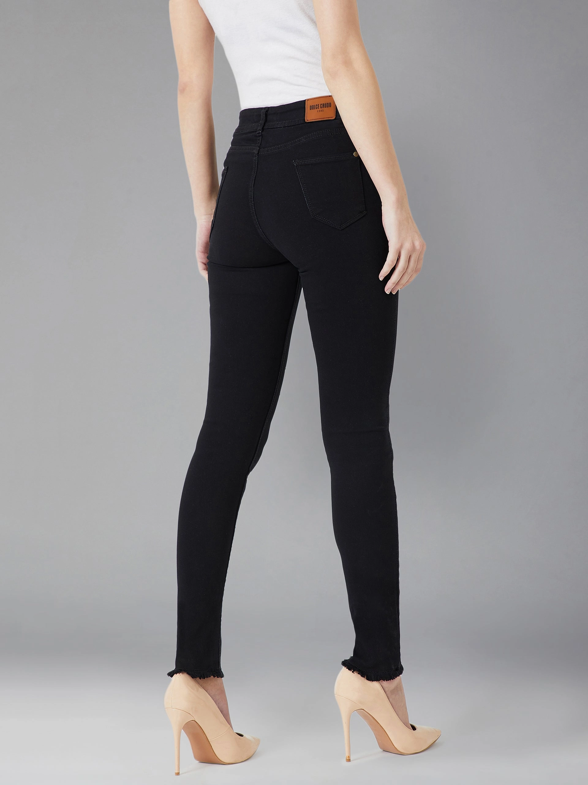 Non Irritating Inner Lining Sanded Seam Comfort Women's Black Slim-Fit High-Rise Stretchable Denim Jeans