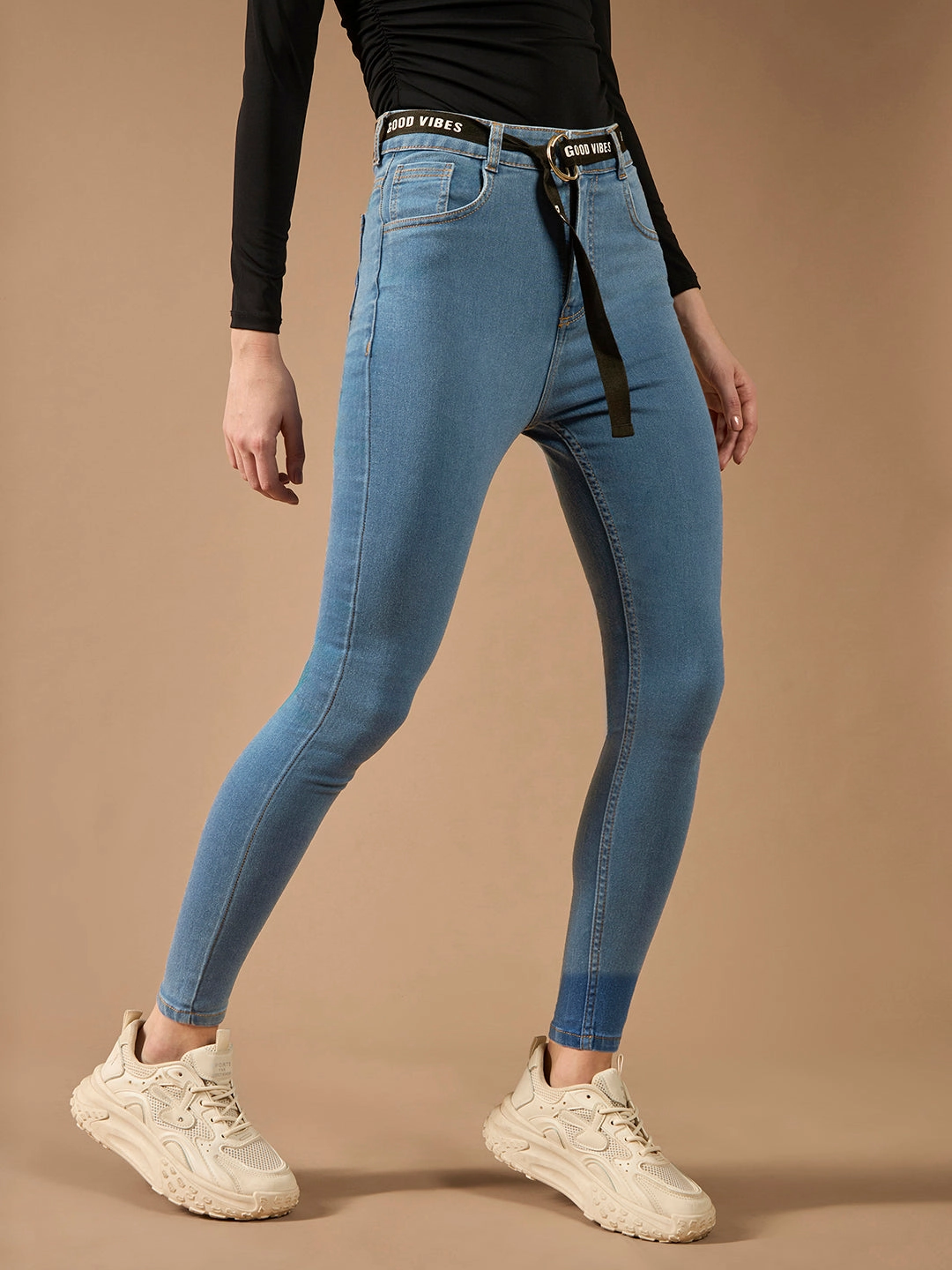 Street Essential Women's Blue Cotton Skinny-Fit Cropped High-Rise Stretchable Denim Jeans