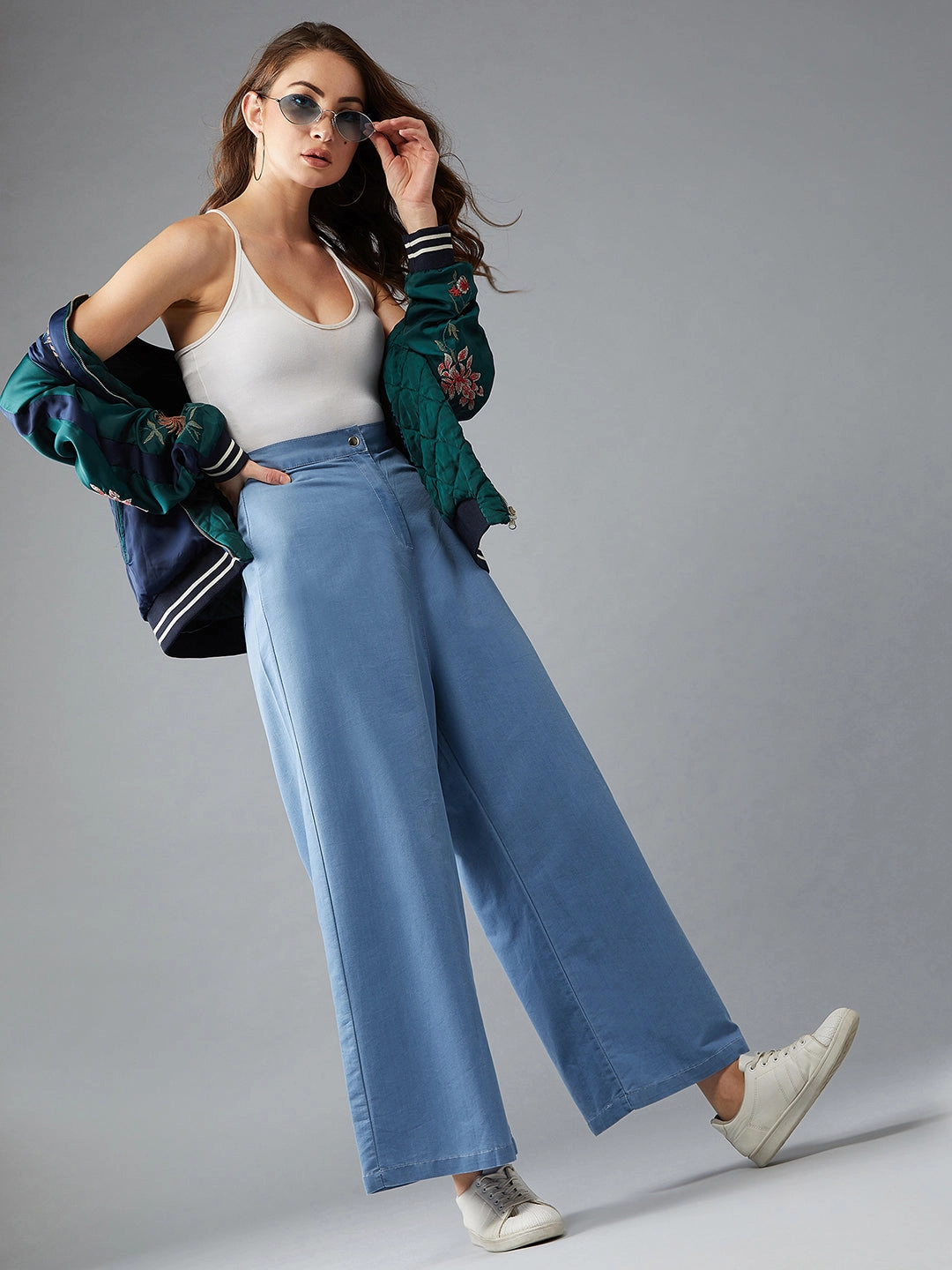 Soft Brush Lining Dynamic Flex Panels Women's Blue Flared Wide-Leg High-Rise Light Weight Non Stretchable Denim Pants