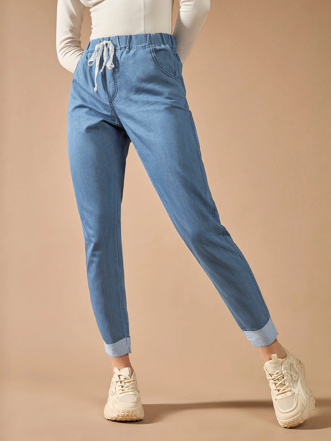 Trend Neutral Women's Blue High-Rise Clean-Look Solid Cropped Striped Detailing Denim Joggers