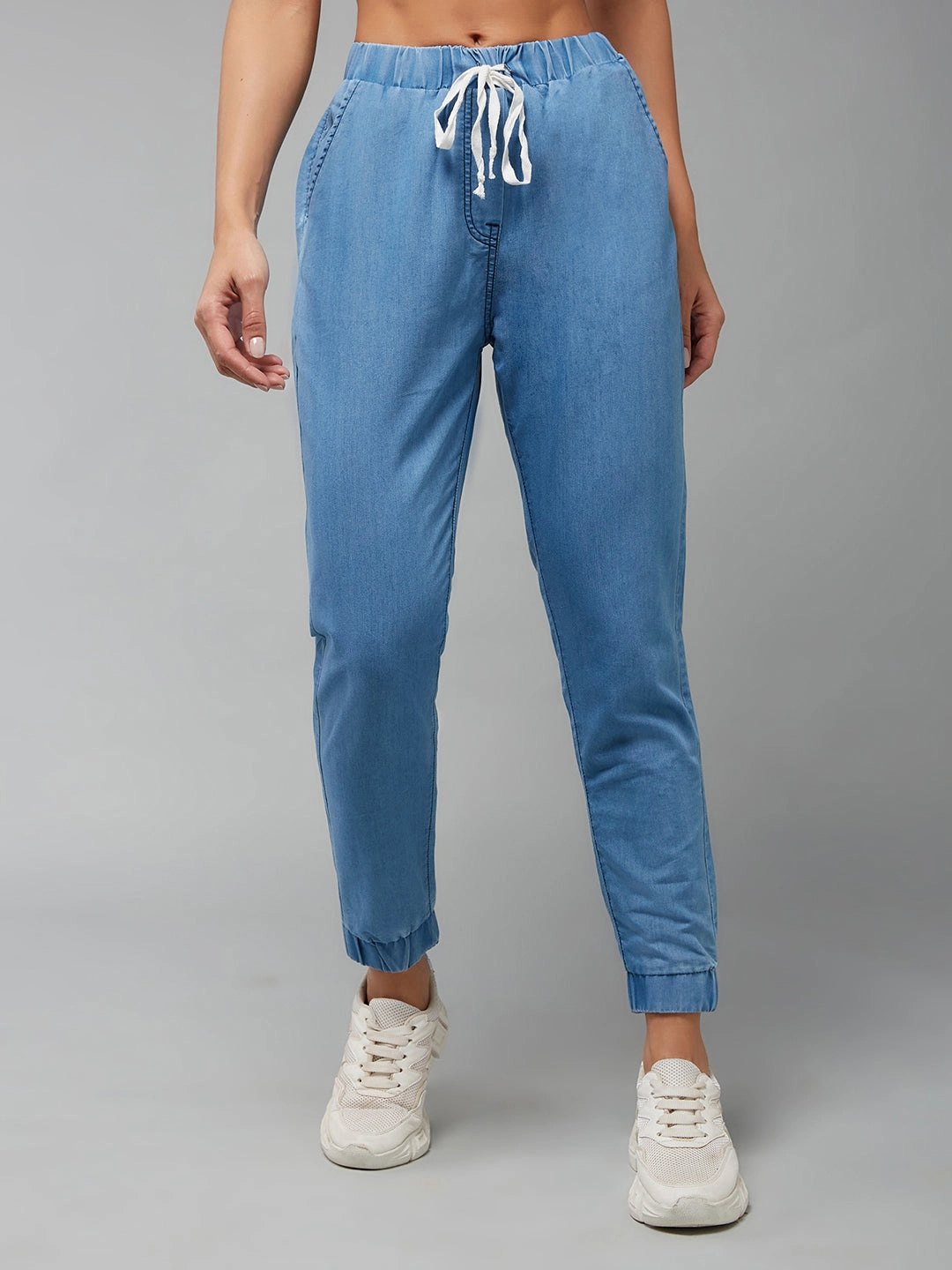 Women's Blue Regular Fit Mid Rise Regular Length Non-Stretchable Denim Joggers Cold Weather Wear
