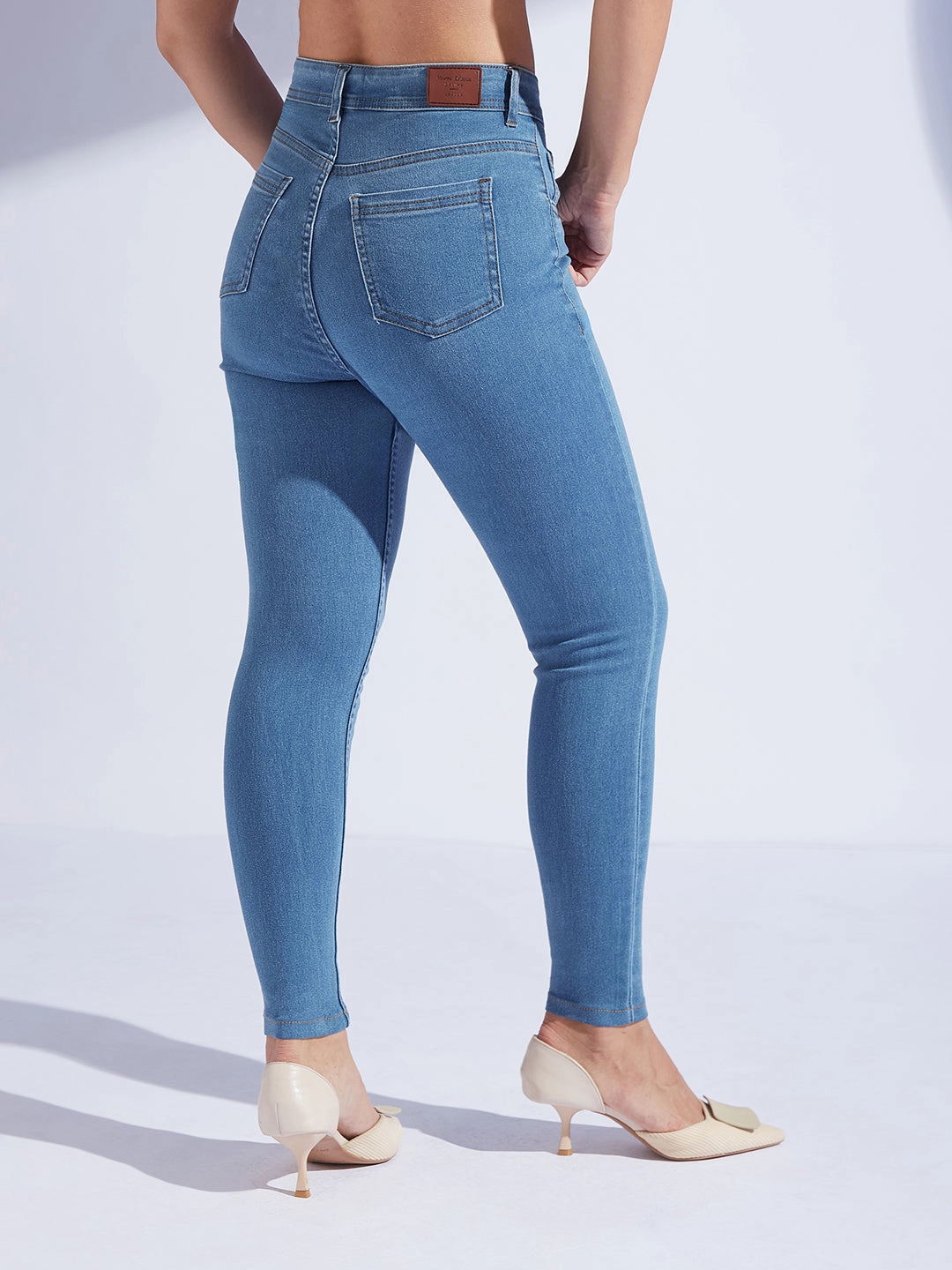 Elegant Party Look Winter Warmth Anywhere Fit Women's Blue Skinny High-Rise Cropped Denim Jeans