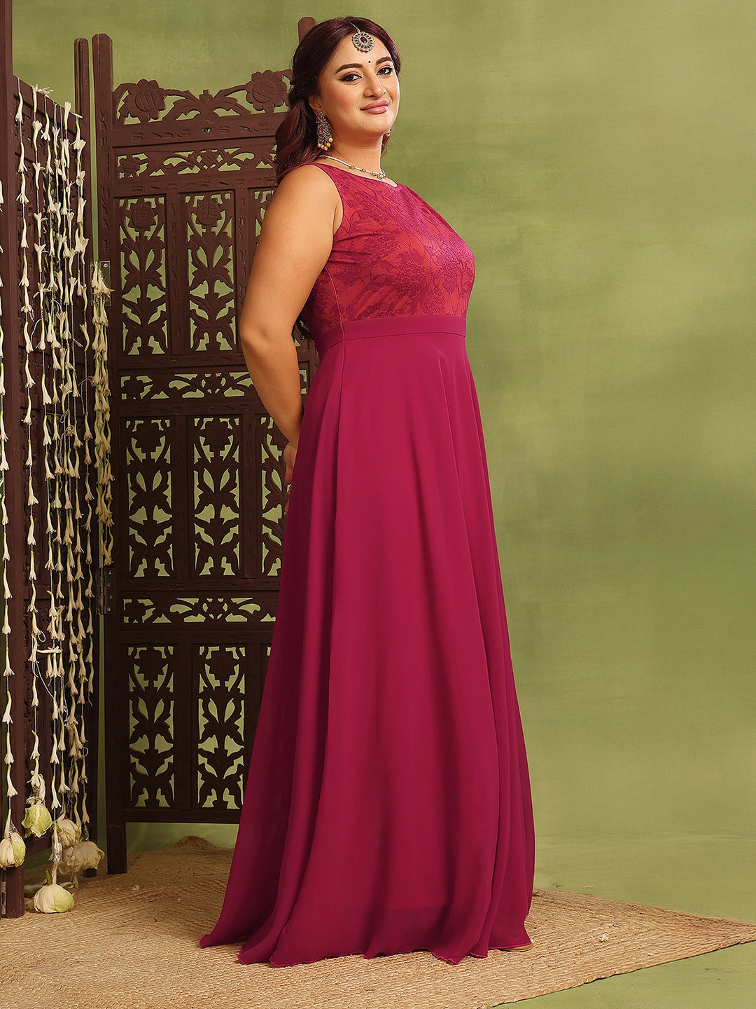 Light and Breezy Back-Zip Women's Dark Pink & Rust Boat Neck Sleeveless Self-Design Lace-Overlaid Regular Dress