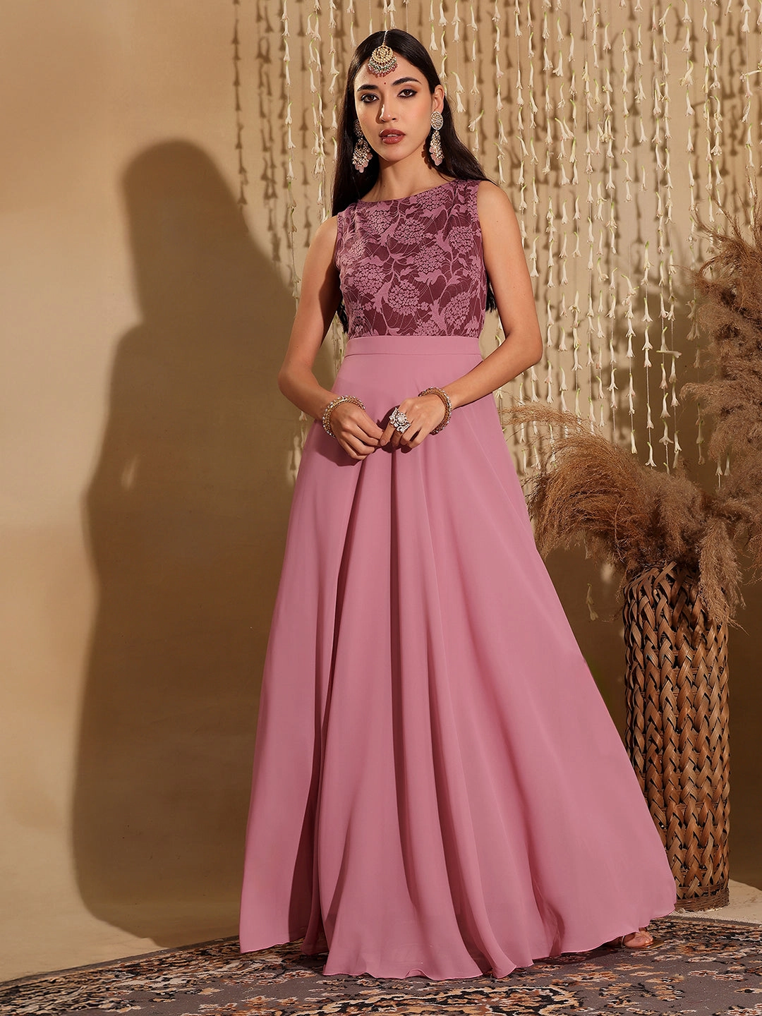 Fall Flow Women's Lavender Round neck Sleeveless Solid Lace Overlaid Maxi Dress