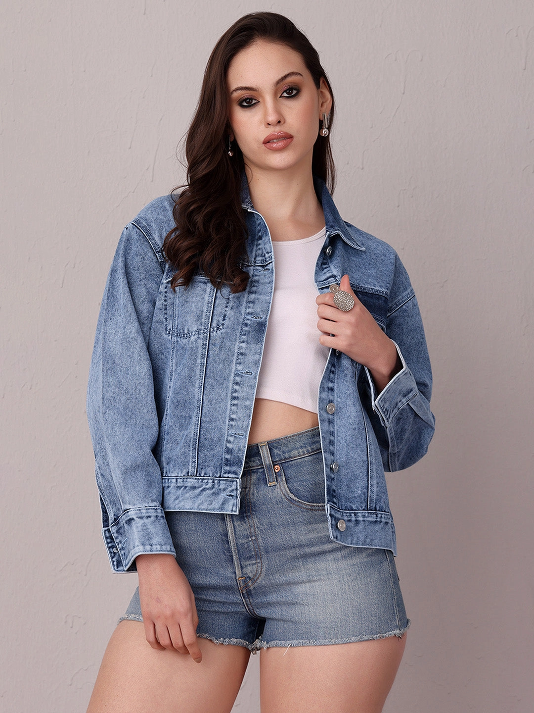 Move Free Women's Light Blue Collared Full Sleeve Solid Classic Regular Length Denim Jacket