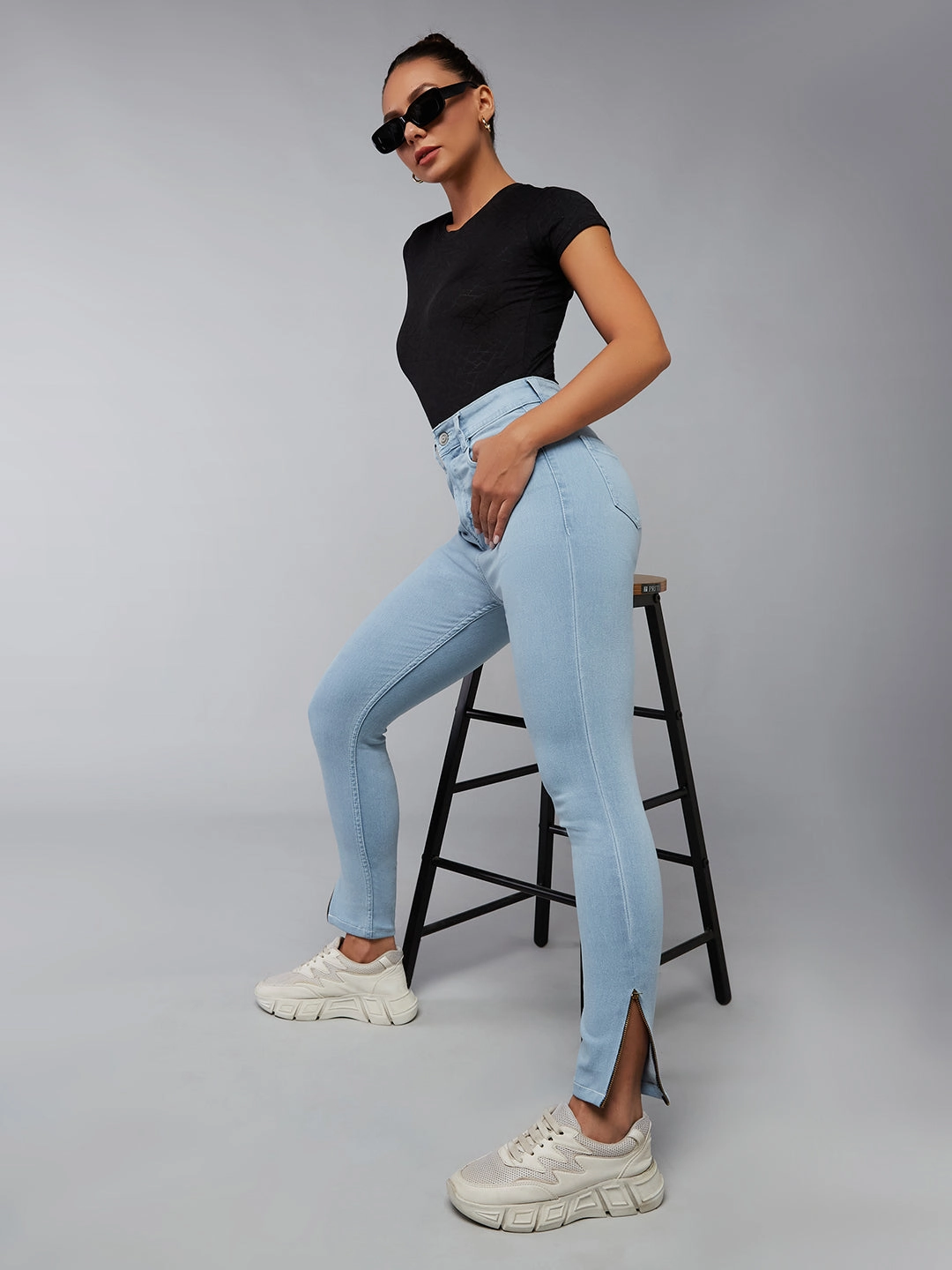 Women's Light Blue Skinny High-Rise Distressed Cropped Denim Jeans Comfort Stretch