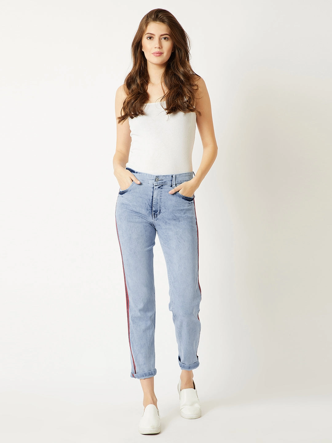 Stylish Sunny Vibes Comfy Touch Women's Light Blue Slim High-Rise Twill Tape Detailing Blast Effect Stretchable Denim Jeans