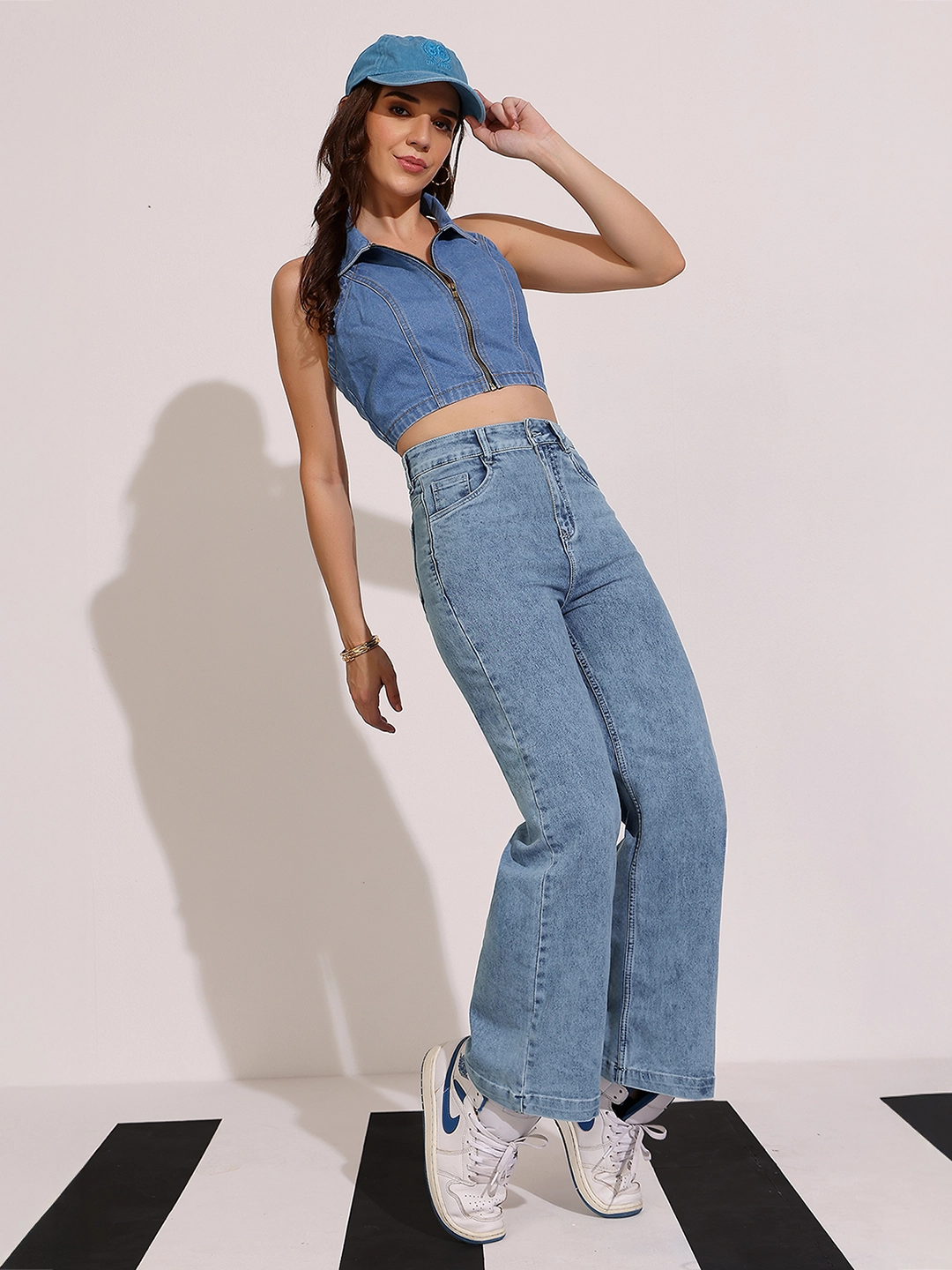 Seasonal piece Women's Light Blue Wide-Leg High Rise Clean Look Regular Stretchable Denim Jeans
