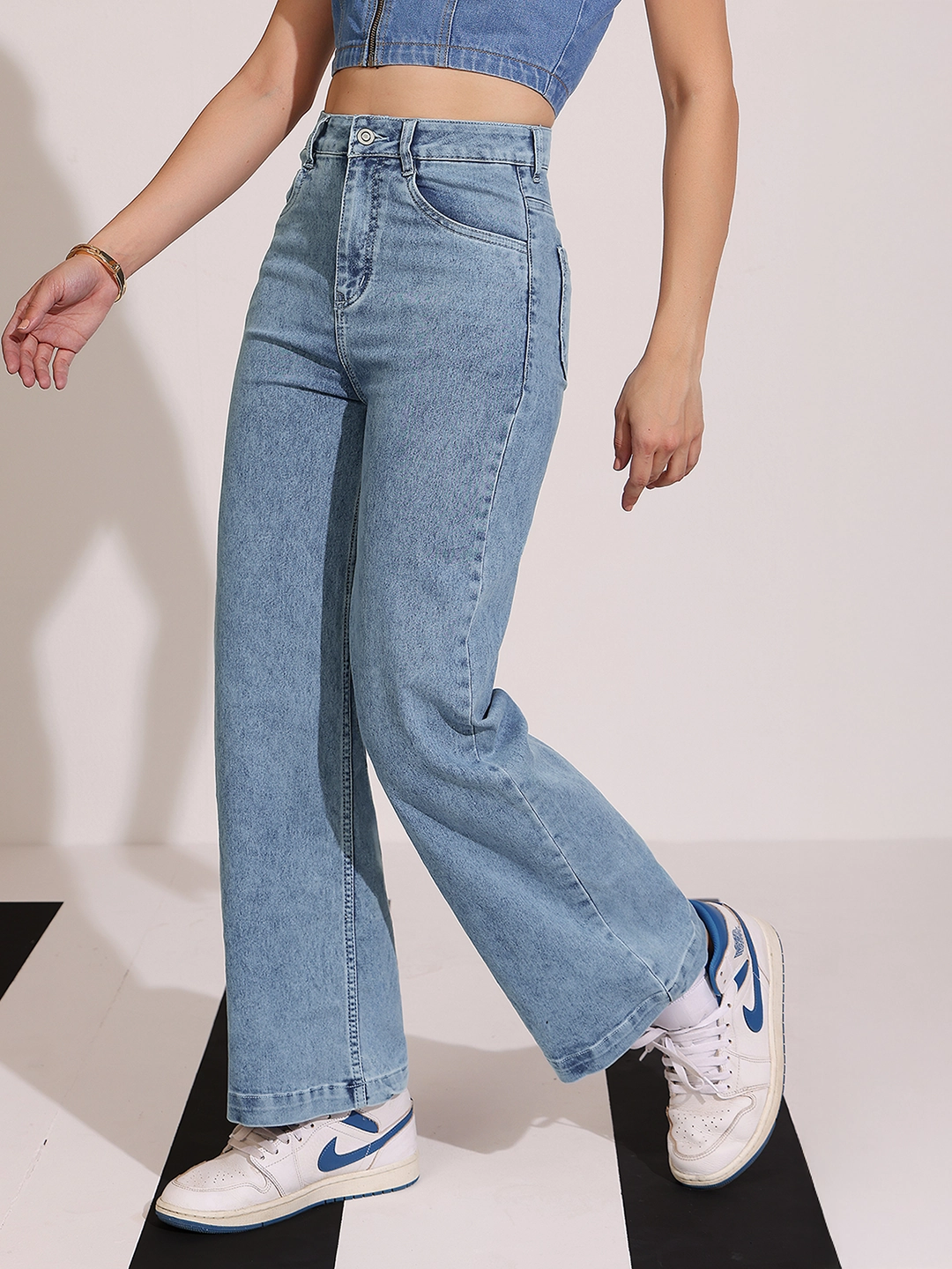 Style Focus Rainy Day Everyday Women's Light Blue Wide-Leg High Rise Clean Look Regular Stretchable Denim Jeans