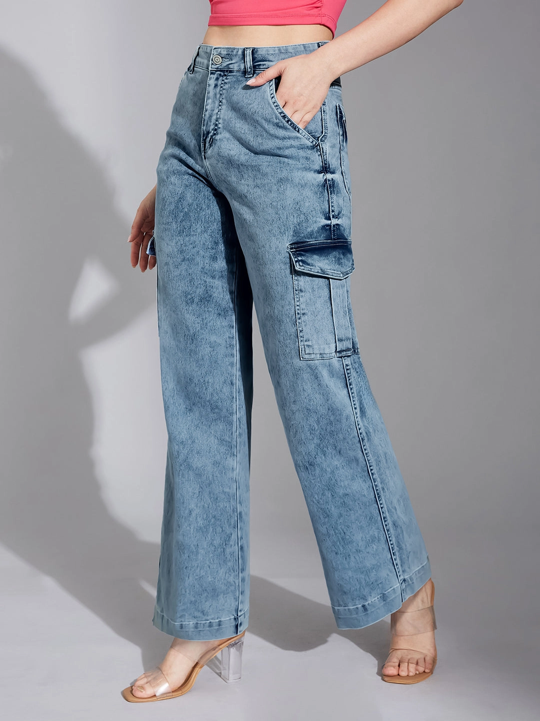 Workday Outfit Women's Light Blue Wide-Leg High-Rise Clean-Look Stretchable Flared Cargo Style Denim Jeans