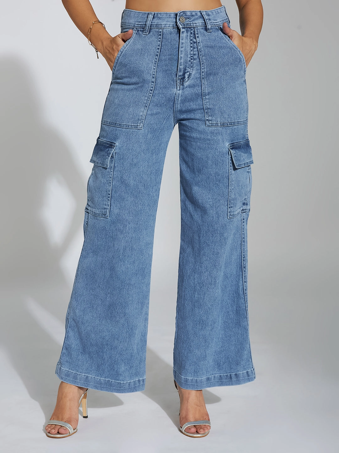 Women's Mid Blue Wide-Leg High-Rise Clean-Look Stretchable Denim Jeans Wide Leg Silhouette Style Appropriate