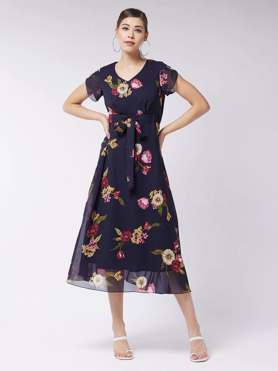 Everyday-Comfort Women's Multicolored-Base-Navy Blue V-Neck Short Sleeve Floral Pleated Midi Dress