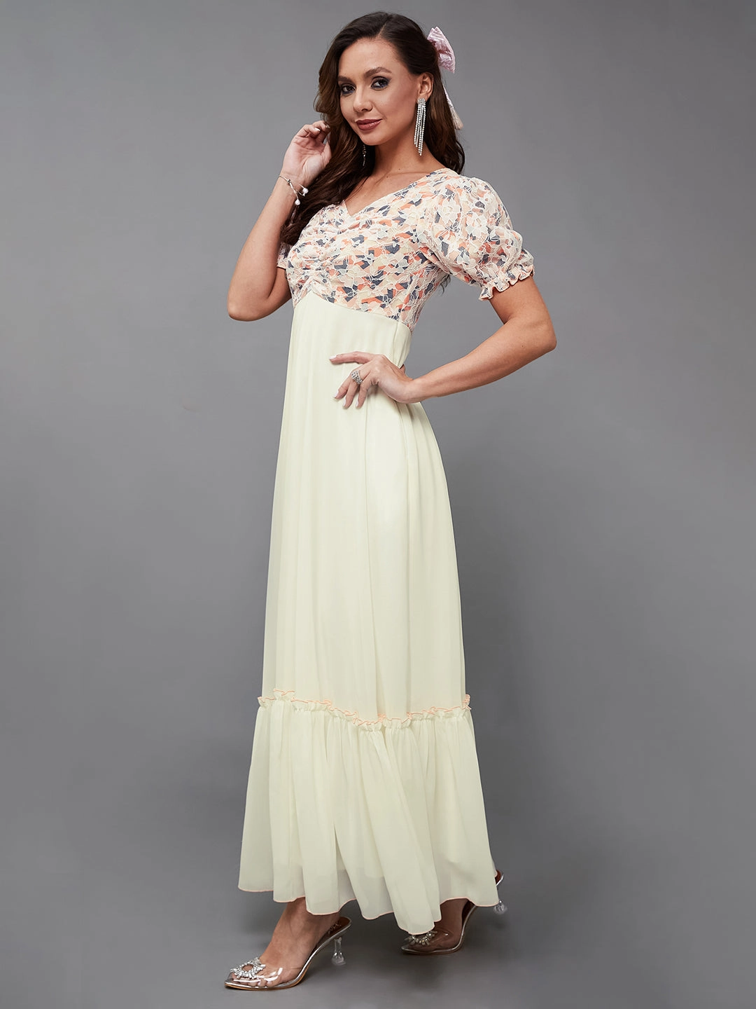 Women's Multicolored-Base-Off White Sweetheart-Neck Puff-Sleeve Geometric Ruching Georgette Maxi Dress Relaxed Comfort Look