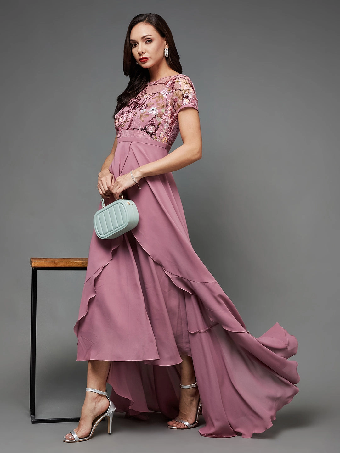 Vibrant Edge Chic casual Women's Multicolored Lavender Round Neck Short Sleeve Floral D Sequin Embroidery Dress