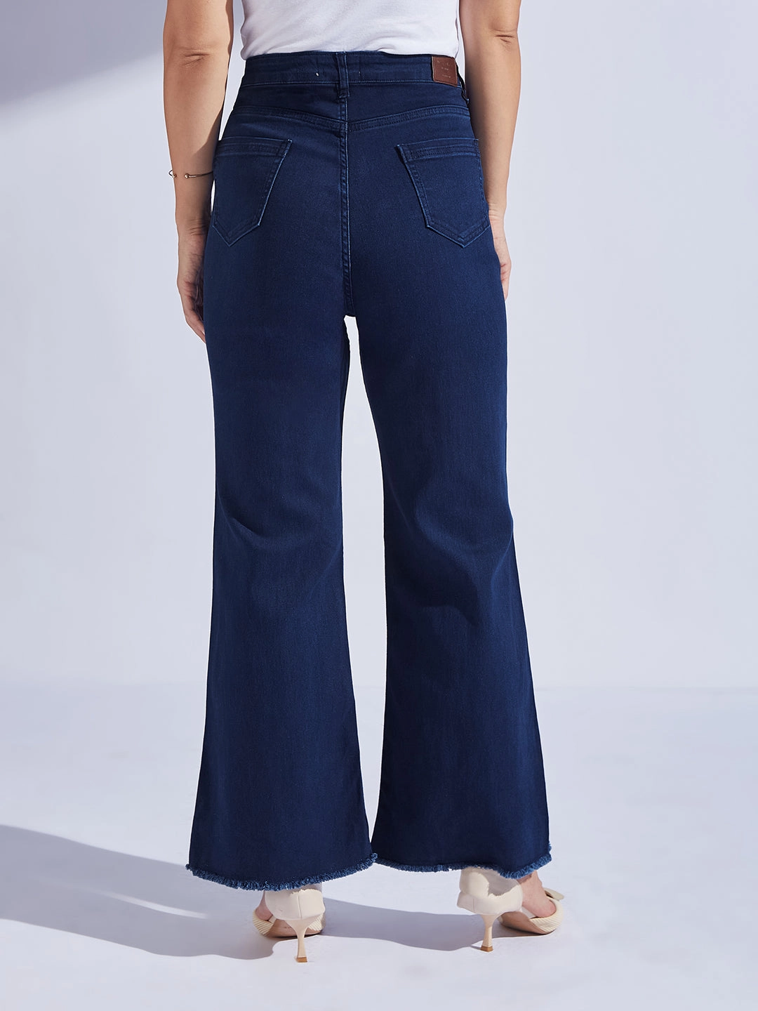 Women's Navy Blue Bootcut High-Rise Regular-Length Stretchable Denim Jeans Weekend Warrior Adult Fashion Gym Ready Soft Touch