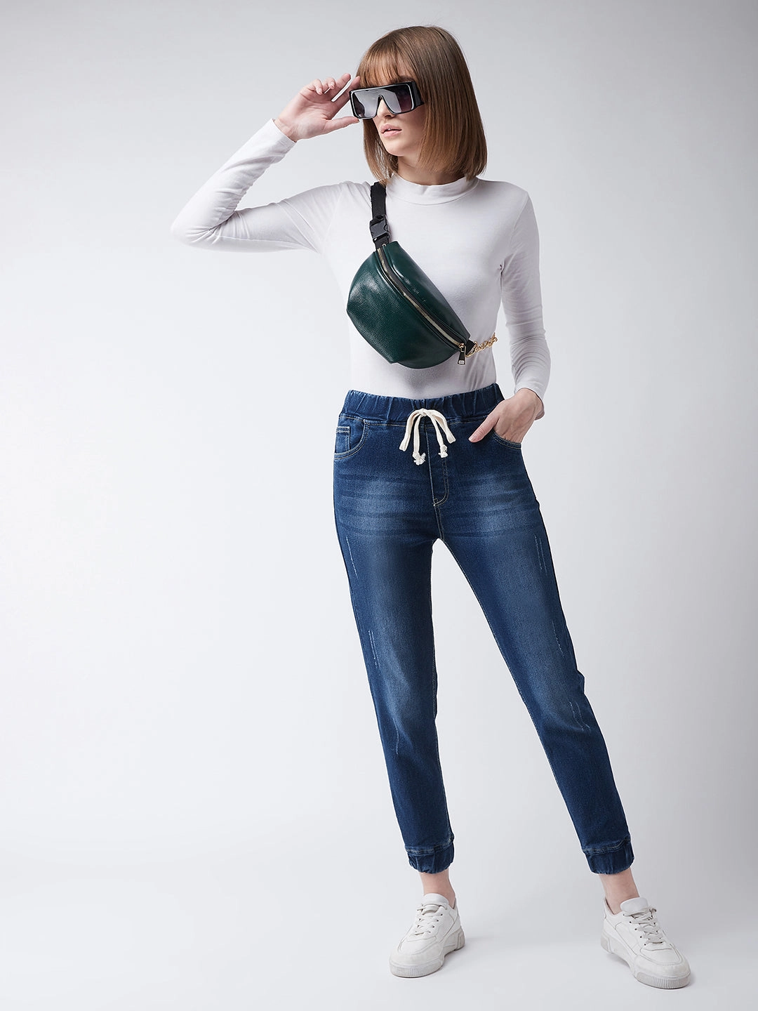 Basic Utility Form Fitting Women's Navy Blue Relaxed Fit Mid Rise Regular Length Scraped Denim Stretchable Jogger Pants