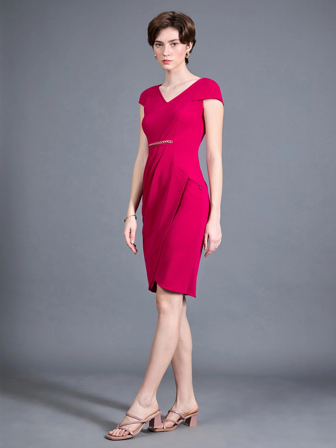 Women's Pink Solid V Neck Cap Sleeves Polyester Side Pocketed Knee Long Dress Designer-Label