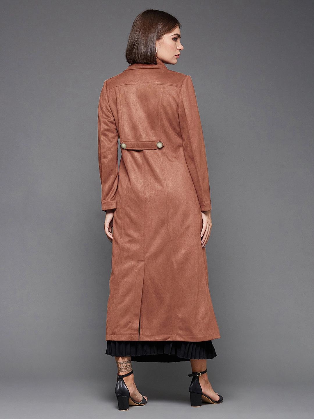 HypoallergenicMaterial Women's Solid Dusty Peach Notch-Collar Full Sleeves Button-down Longline Blazer Jacket