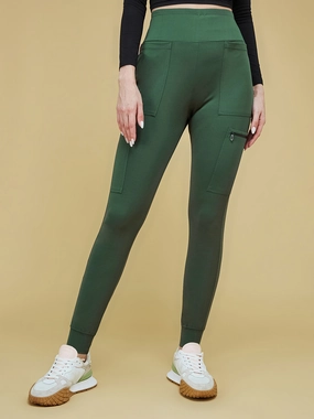 Unrestricted Movement Odor Resistant Women's Solid Green Relaxed Fit Regular-Length Tiggers