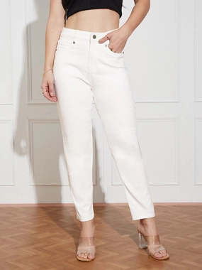 fresh feel Women's White High Rise Clean Look Regular-Length Stretchable Denim Mom's Jeans
