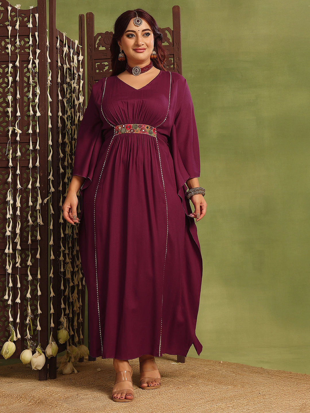 Gift-Worthy Women's Wine V-Neck Three-Quarters Sleeve Solid Viscose Rayon Maxi Kaftan Dress