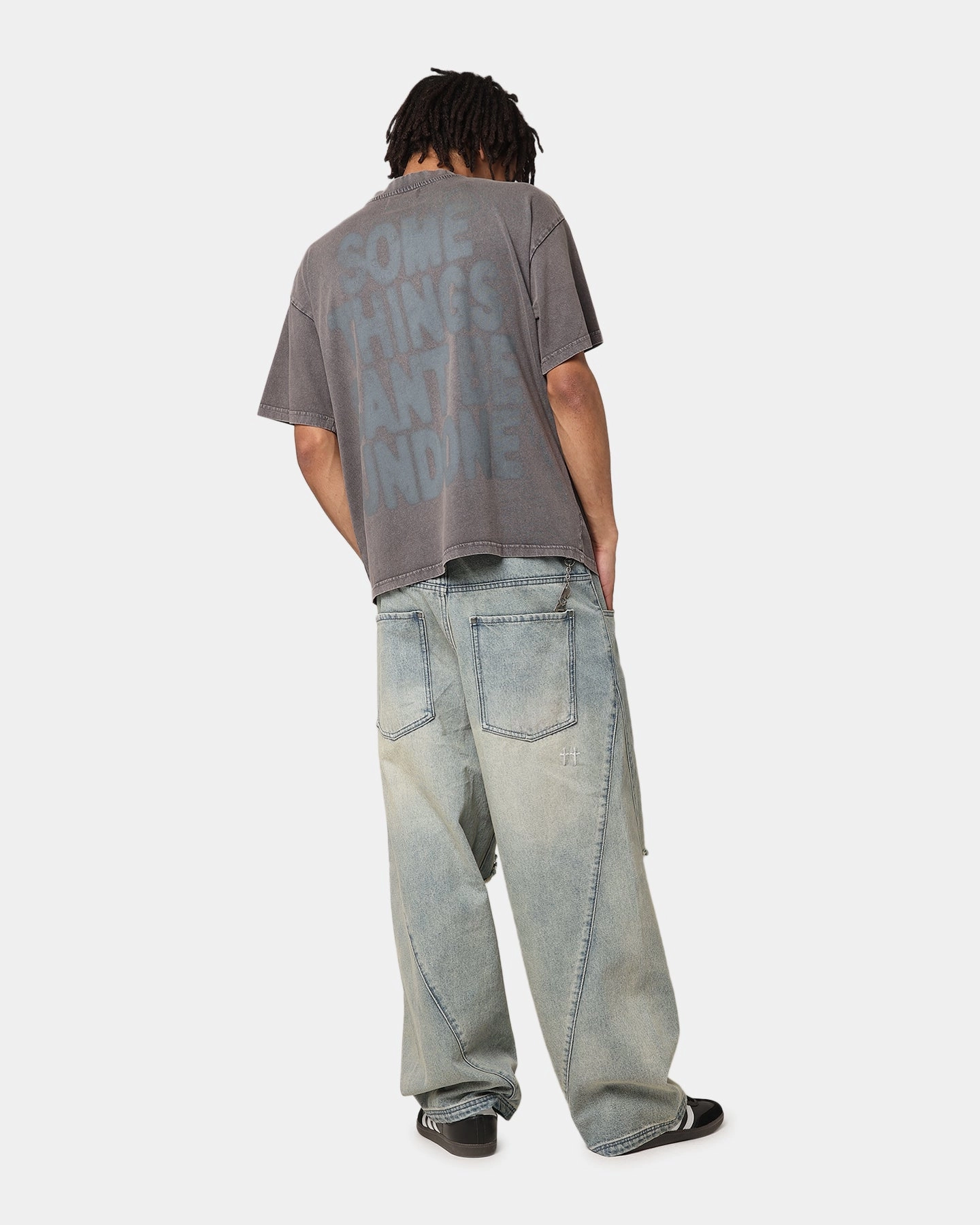 Loiter Desire T-Shirt Washed Charcoal Ethical production Thermoregulating Fabric