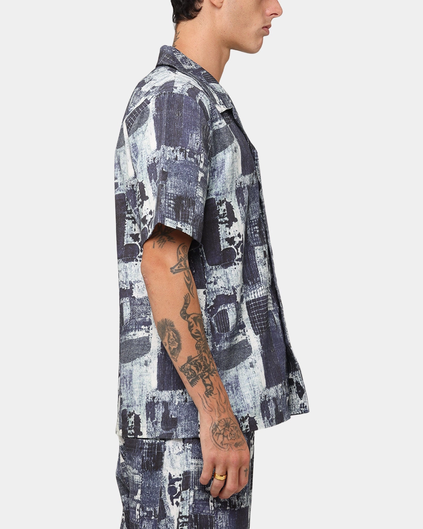 Breathable fabric XXIII Printed Denim Patch Button Up Shirt Blue
